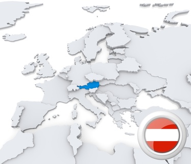 Die Karte von Österreich mit der Flagge am unteren Rand.